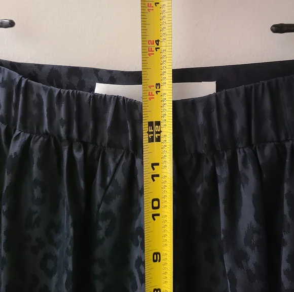 Thakoon Addition Black Leopard Print Slim Fit Tapered Trousers Sz 2 - Picture 13 of 14